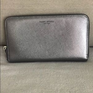 Henri bendel wallet